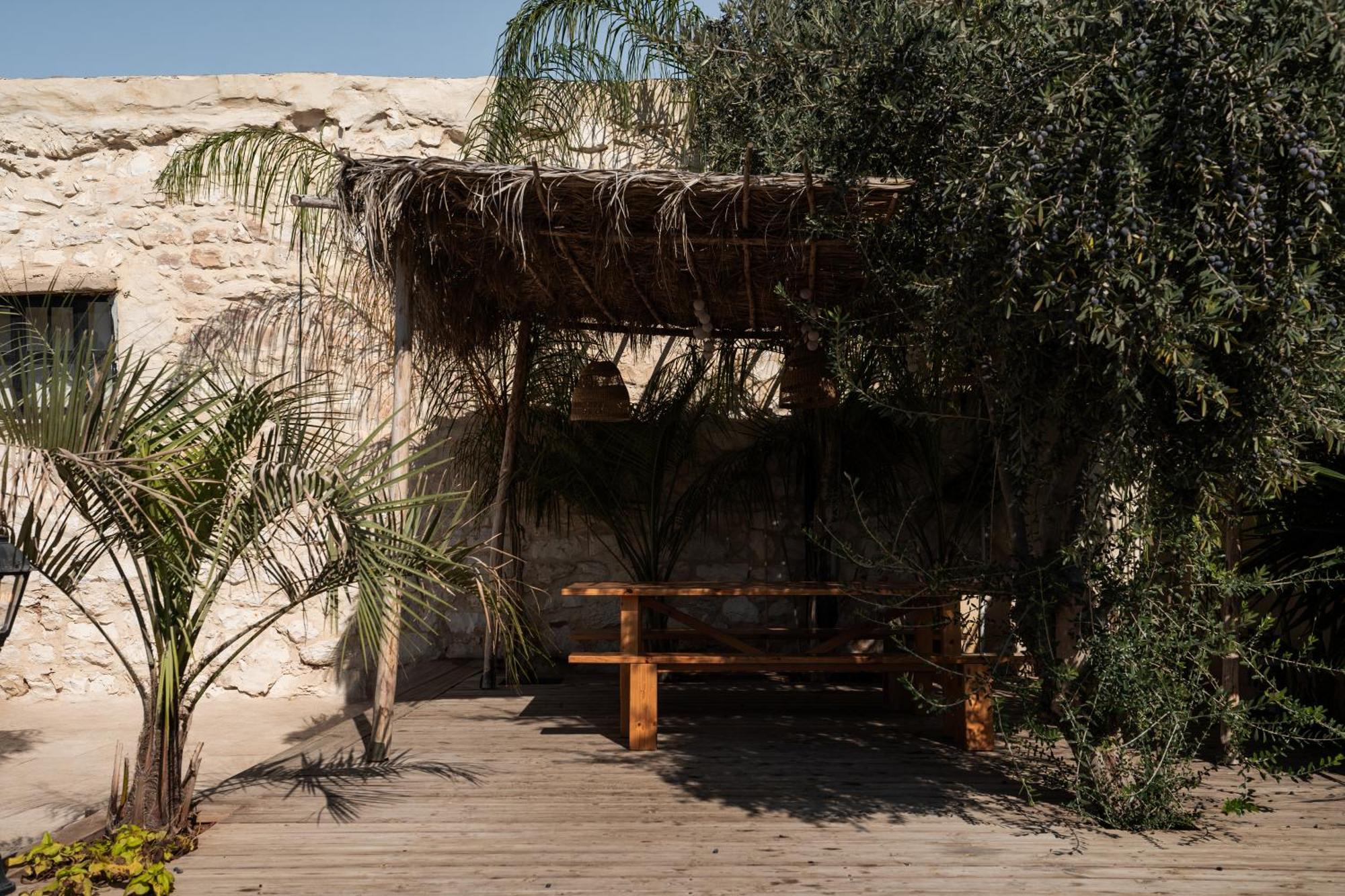 Hotel Anilevich Mansion Beersheba Bagian luar foto