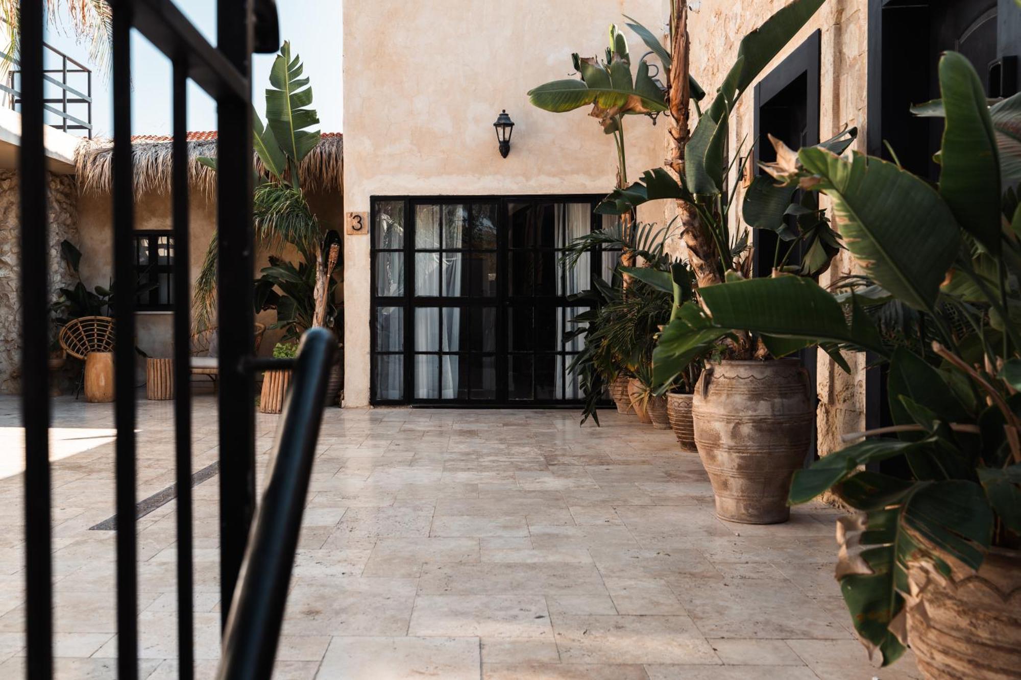 Hotel Anilevich Mansion Beersheba Bagian luar foto